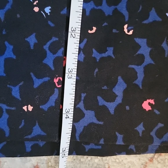 EUC TALBOTS Floral Dress SZ 8P Light Colors And Shades Of Blue - Picture 10 of 11